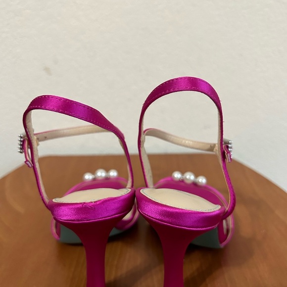 Betsey Johnson Fuchsia Blue Bottom Women's Size 6.5 Heels Formal Pearl Toe Strap - Picture 9 of 11